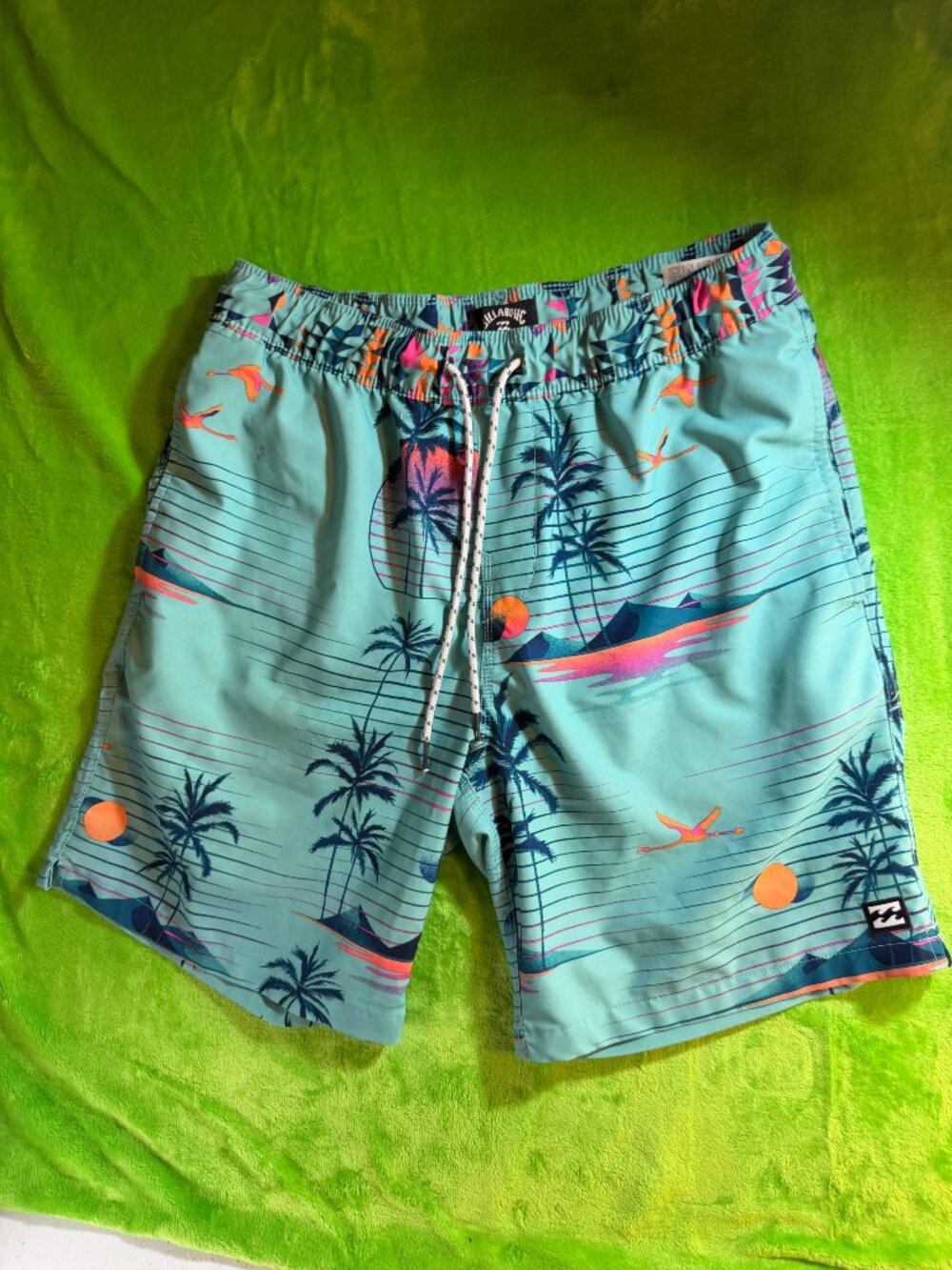 Billabong Tropical Print Swim Shorts Size M